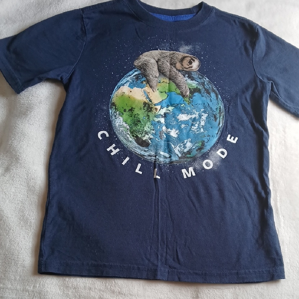 wonder nation Navy Sloth 'Chill Mode' Graphic Tee